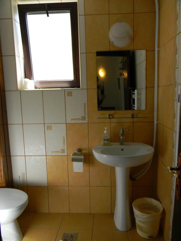 Casa Havana (Adults Only) Костинешти Экстерьер фото