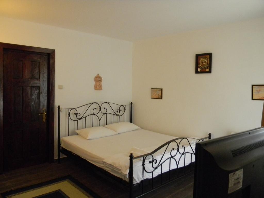 Casa Havana (Adults Only) Костинешти Экстерьер фото