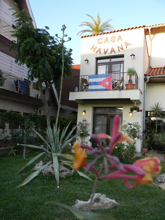 Casa Havana (Adults Only) Костинешти Экстерьер фото
